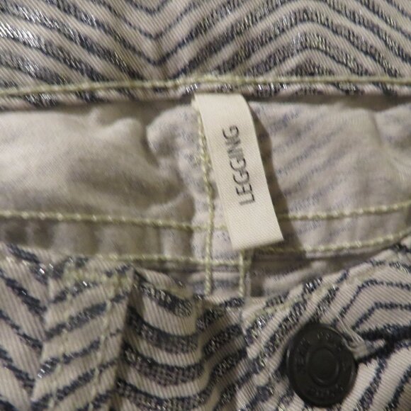 Rag & Bone Legging Animal Print Silver/White  24 inch waist - Picture 4 of 10